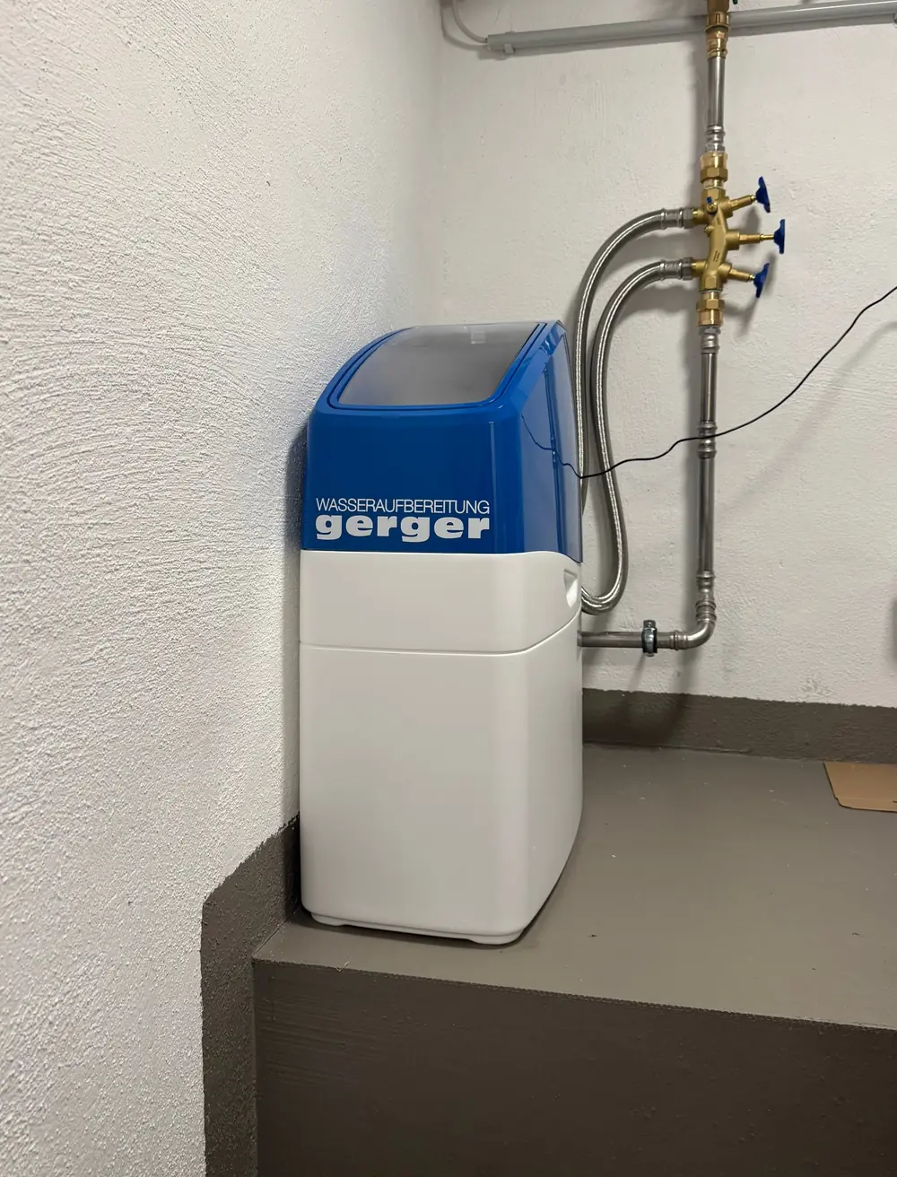 EVA-Enthärtungsanlage von Gerger im Keller